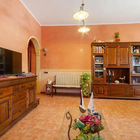 Acquamarina Holiday home *