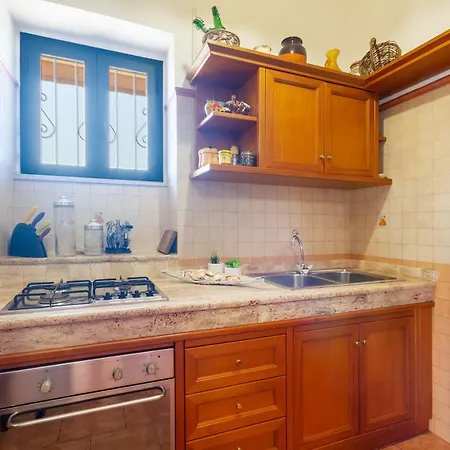 Holiday home Acquamarina *
